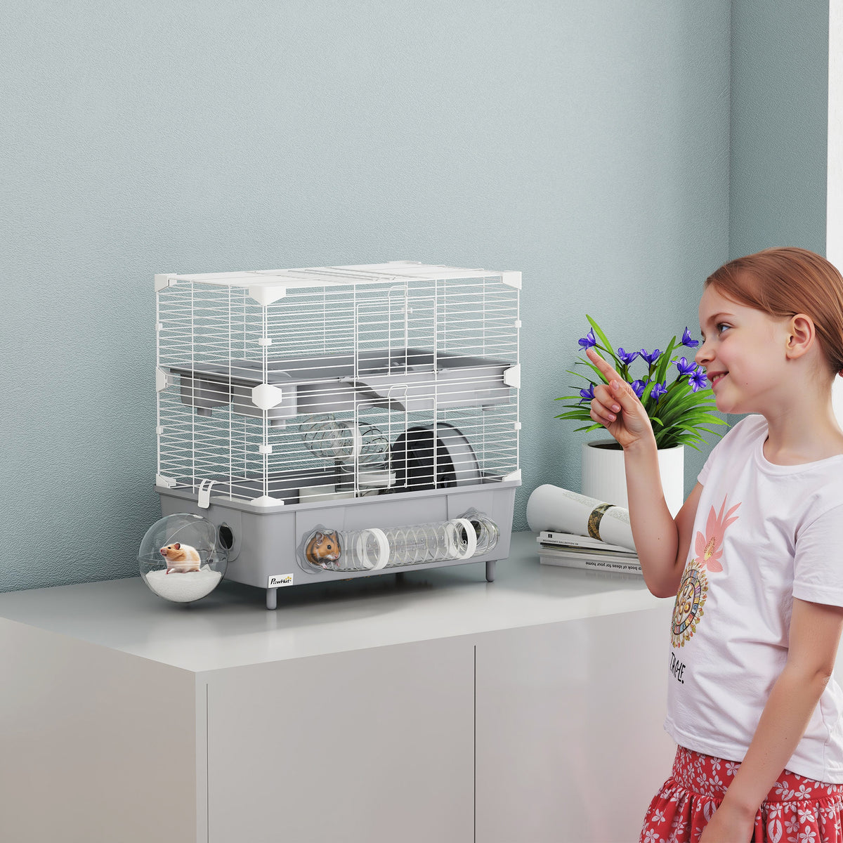 Gabbia per Criceti a 2 Livelli e 3 Porte con Ruota e Tubi, in Acciaio, PS e PP, 44.5x28x44 cm, Grigio e Bianco